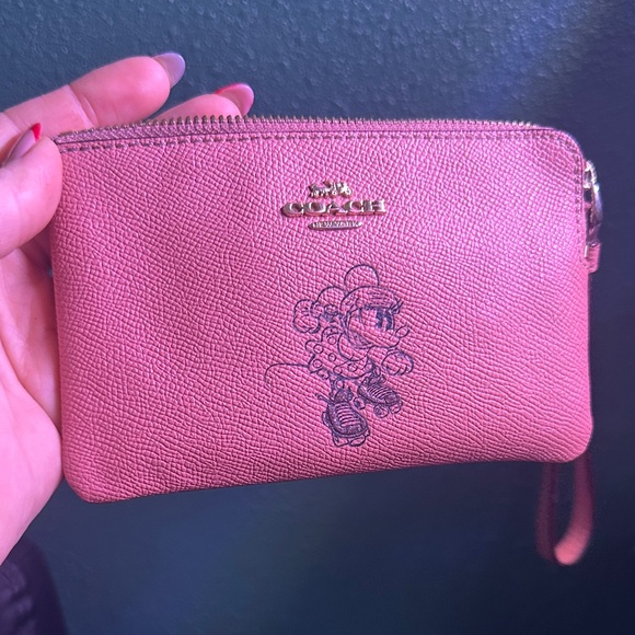 Coach Pink Wristlet with Embossed Minnie on Roller Skates - Picture 1 of 7